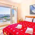 Amazing Views Casa Hummingbird 라고스